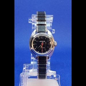 Vintage Ladies Westclox 3 Hand 17 Jewels Wind Up Silver/Black Dress Watch